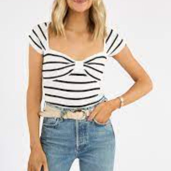 HEARTLOOM SHEA IVORY NAVY STRIPED SCOOP NECK SWEATER TOP NWT $79 - Picture 10 of 10